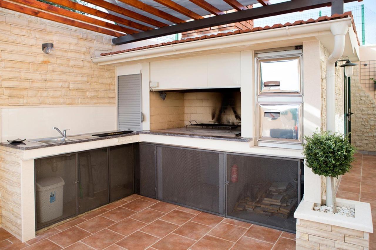 Apartment Sasso Split Exterior photo